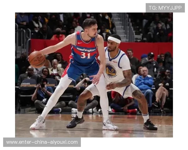 小波特中路急停跳投命中，篮网易如反掌